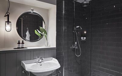 Kimpton Charlotte Square by IHG