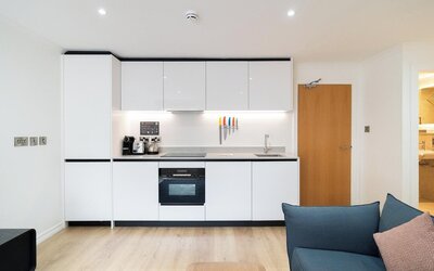 PREMIER SUITES Edinburgh Fountain Court