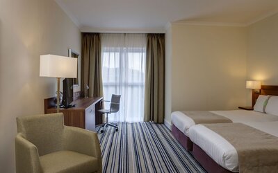 Holiday Inn Glasgow East Kilbride by IHG