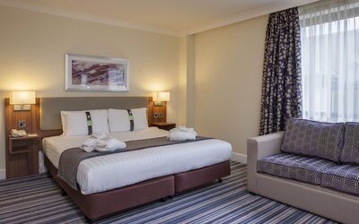 Holiday Inn Glasgow East Kilbride by IHG