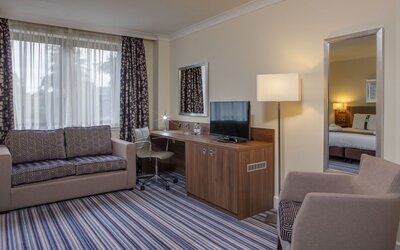Holiday Inn Glasgow East Kilbride by IHG
