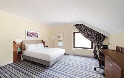 Holiday Inn Glasgow East Kilbride by IHG