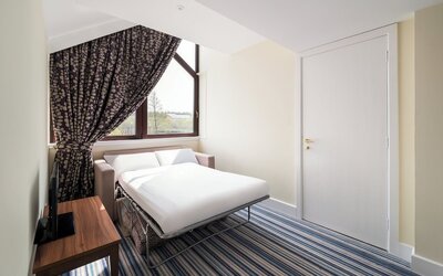 Holiday Inn Glasgow East Kilbride by IHG