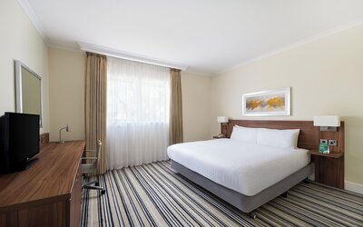 Holiday Inn Glasgow East Kilbride by IHG