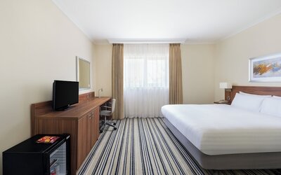 Holiday Inn Glasgow East Kilbride by IHG