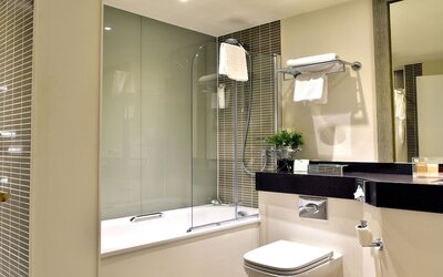 Holiday Inn Glasgow East Kilbride by IHG