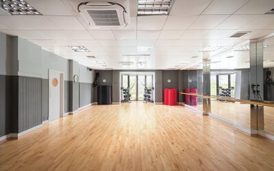 Holiday Inn Glasgow East Kilbride by IHG