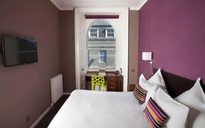 Carmelite Hotel
