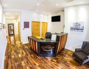 Royal Athenaeum Suites