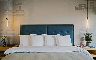 Royal Athenaeum Suites