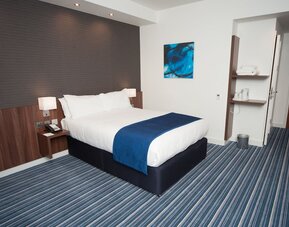 Holiday Inn Express Aberdeen Airport by IHG