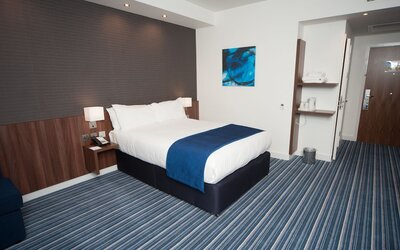 Holiday Inn Express Aberdeen Airport by IHG