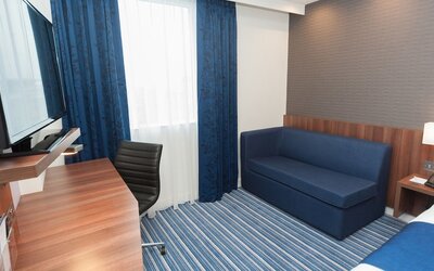 Holiday Inn Express Aberdeen Airport by IHG