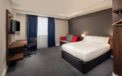 Holiday Inn Express Aberdeen Airport by IHG