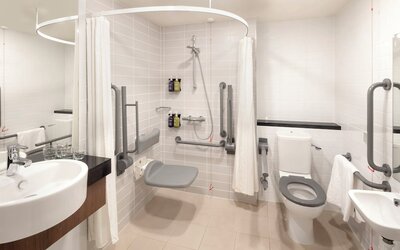 Holiday Inn Express Aberdeen Airport by IHG