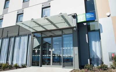 Holiday Inn Express Aberdeen Airport by IHG
