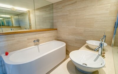 Apex City Quay Hotel & Spa