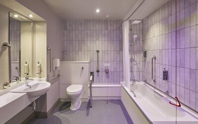 Premier Inn Dundee West
