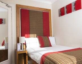 Glenmoriston Townhouse Hotel