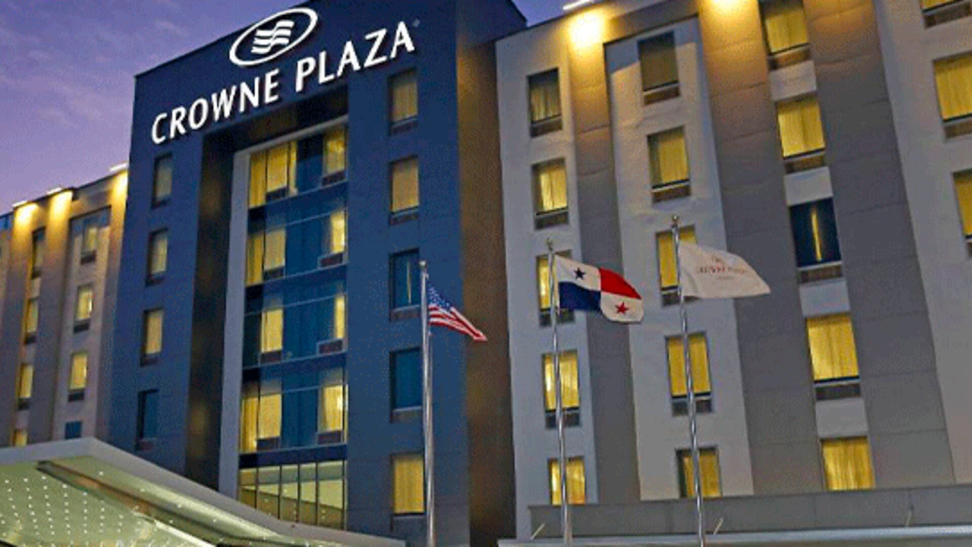 Exterior view of Crowne Plaza Panama Airport showcasing its modern architecture and convenient location near Panama City's international airport.