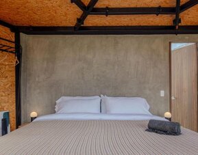 SHABAT HOTEL BOUTIQUE