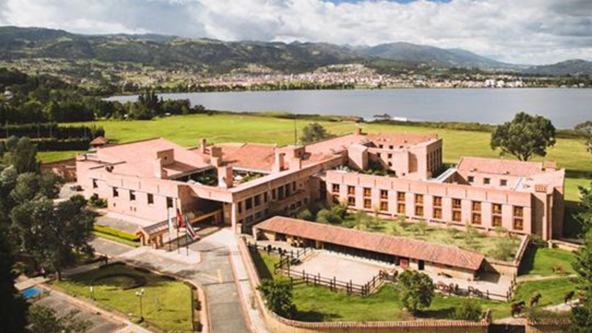 ESTELAR Paipa Hotel & Centro de Convenciones