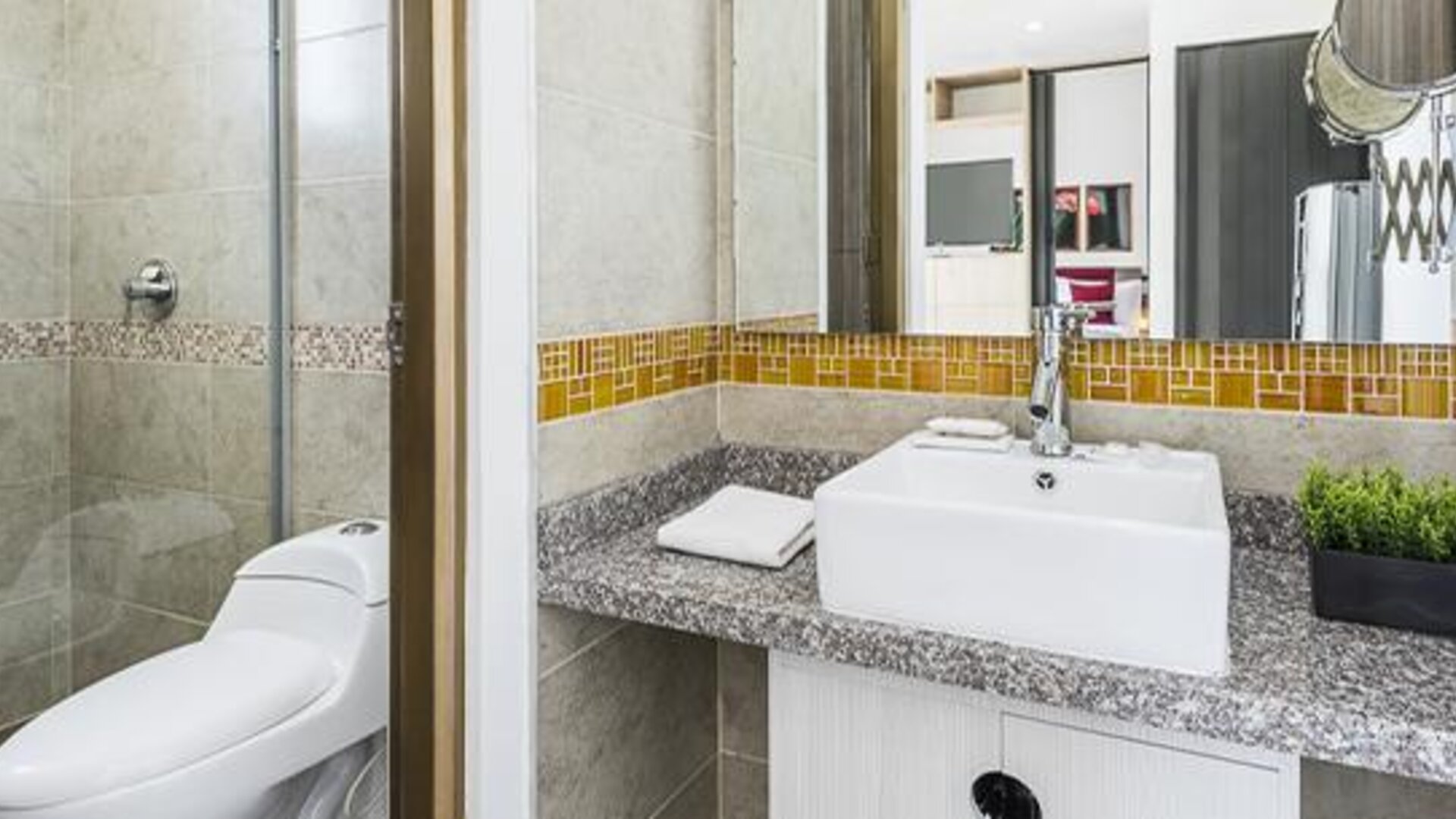 Travelers Apartamentos y Suites Santa Marta