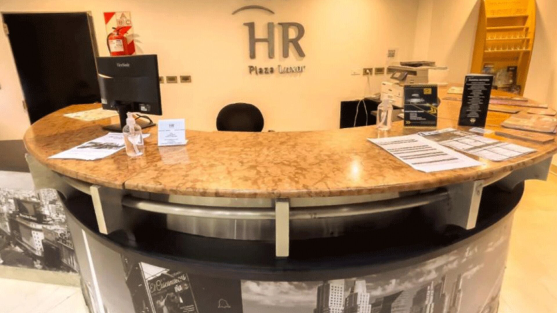 Reception desk at HR Plaza Luxor providing guest services, check-in assistance, and concierge support at HR Plaza Luxor.