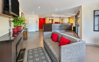 Hotel lobby with comfortable seating and convenient access to the front desk at Comfort Inn Sudbury Regent Street.