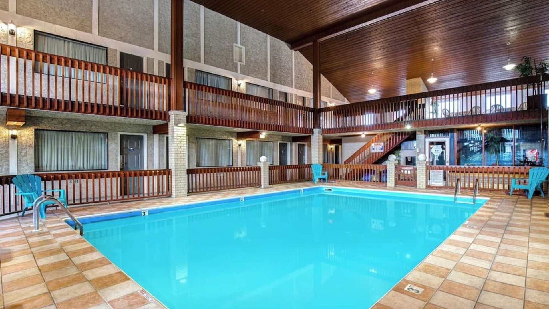 Indoor swimming pool at Days Inn Vernon.