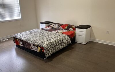 Spacious day room at Home Stay Canada.