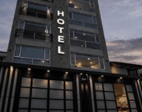 Hotel CGH Travel INN Airport