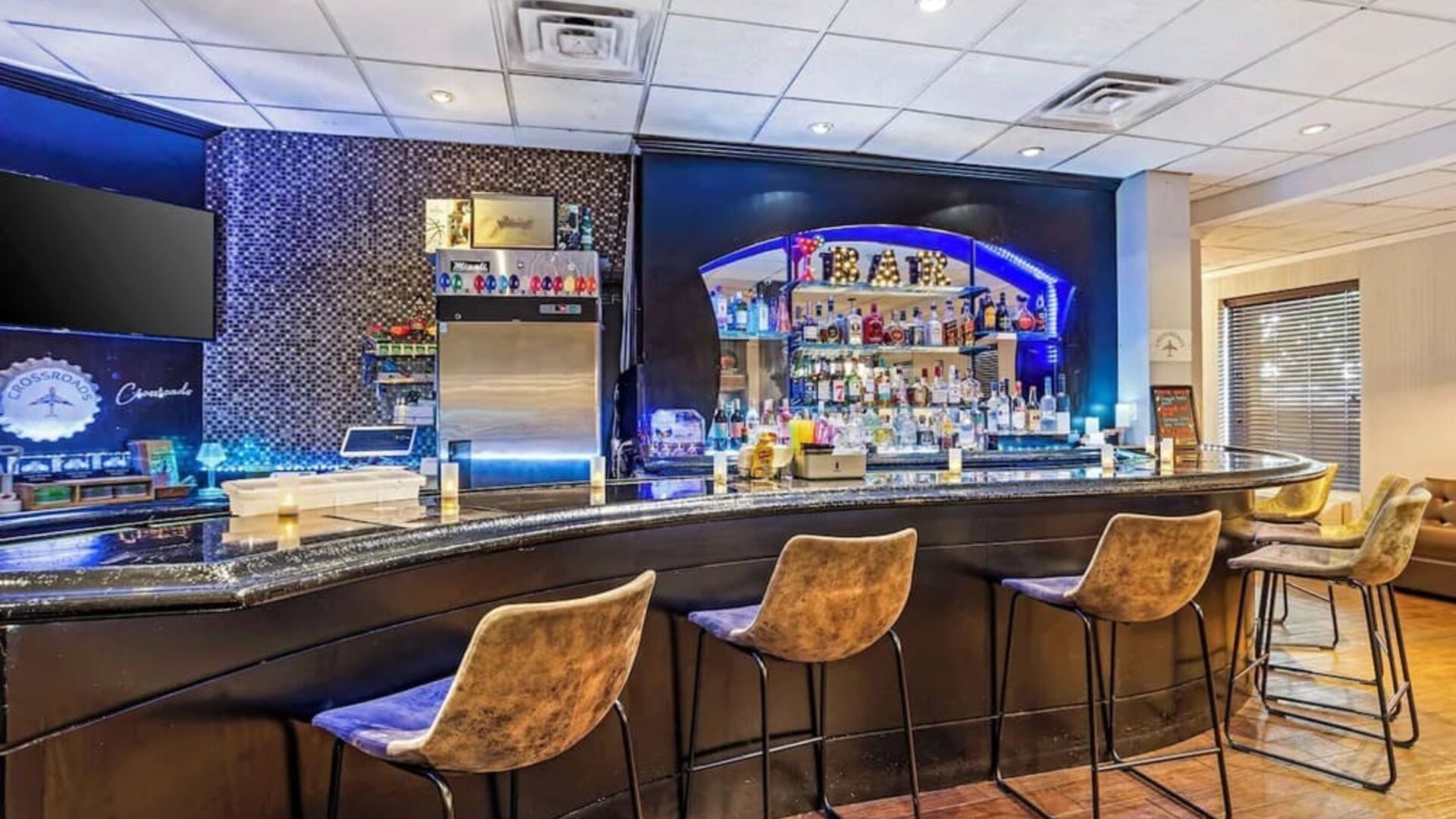 Hotel bar at Best Western Plus Newark Airport West.