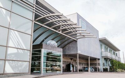 Hotel exterior at Shade Hotel Manhattan Beach.