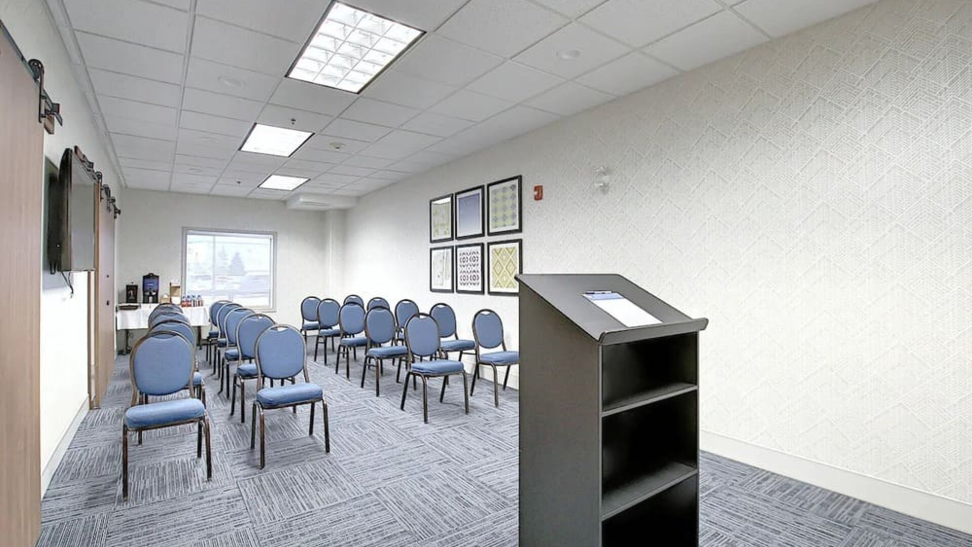 Professional meeting room at Holiday Inn Express & Suites Airport-Calgary.