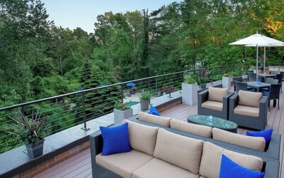 Outdoor terrace at Boston Marriott Burlington.