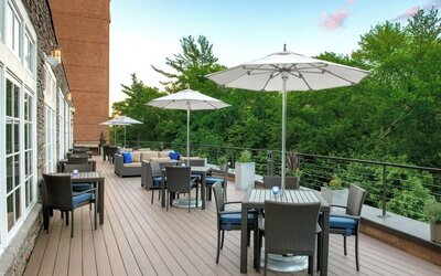 Outdoor seating and garden at Boston Marriott Burlington.