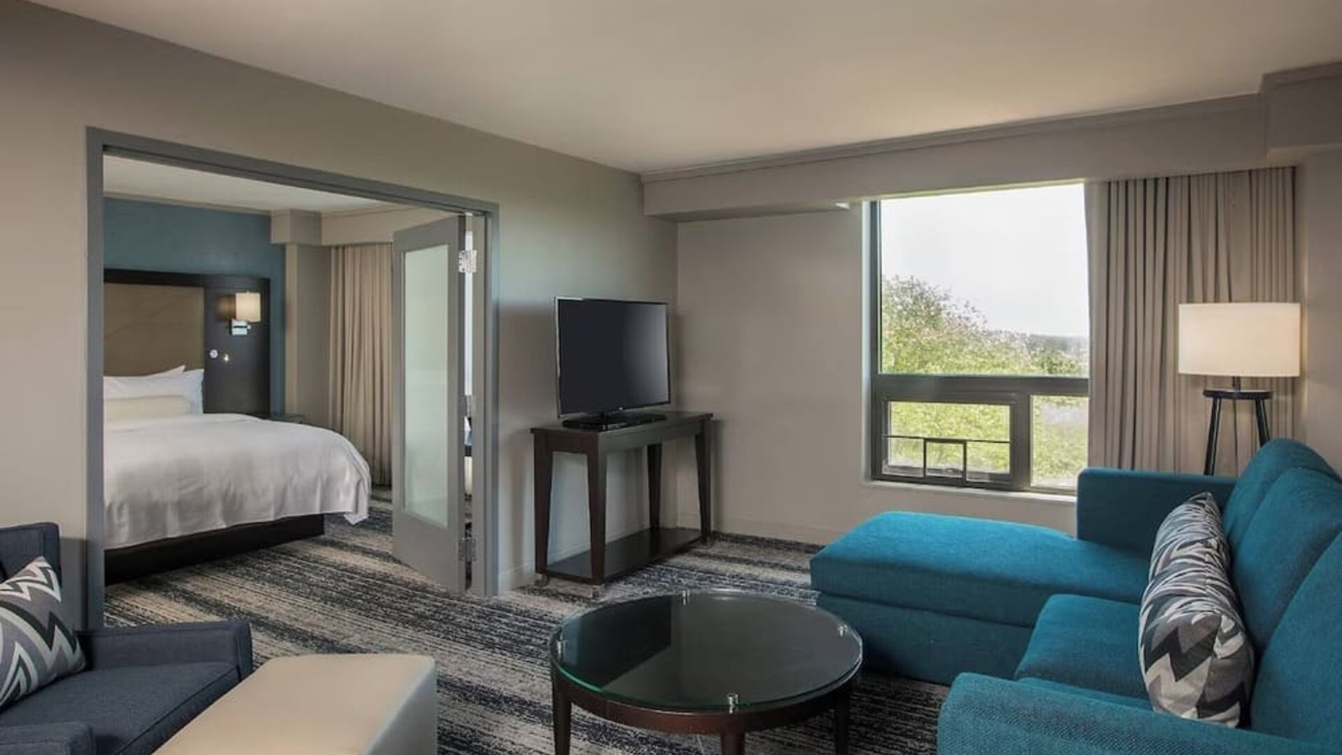 King suite at Boston Marriott Burlington.