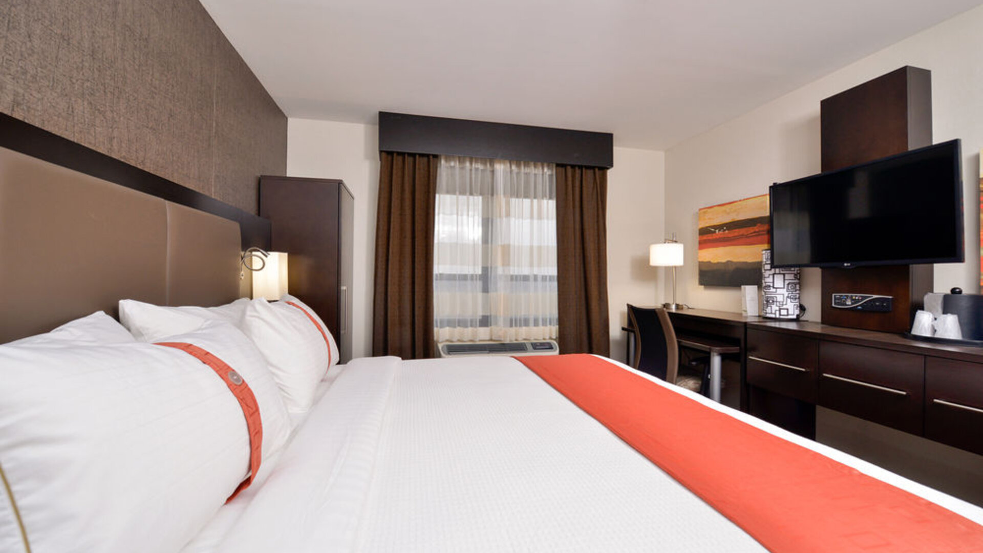 Holiday Inn New York JFK Airport Area