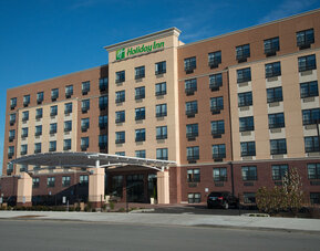 Holiday Inn New York JFK Airport Area
