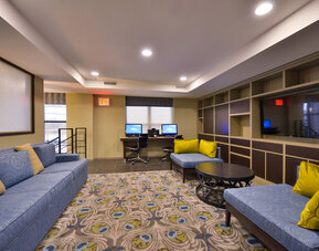 Holiday Inn New York JFK Airport Area