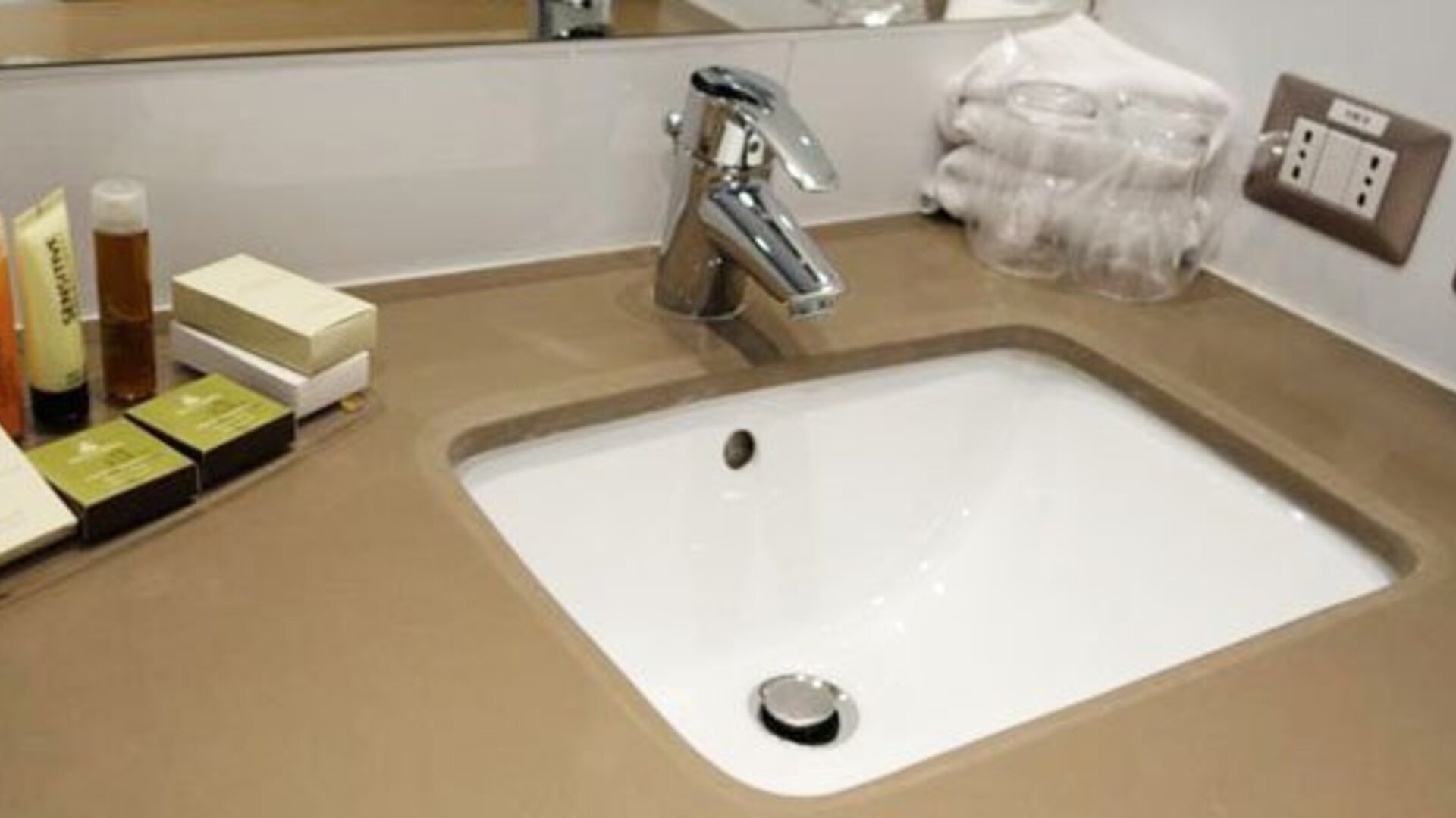 Hotel Los Españoles Plus