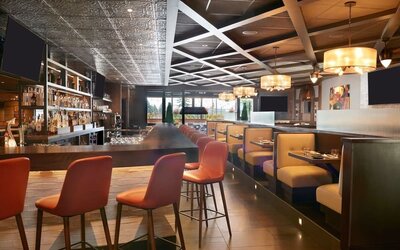 Hotel bar at Courtyard By Marriott Kitchener.