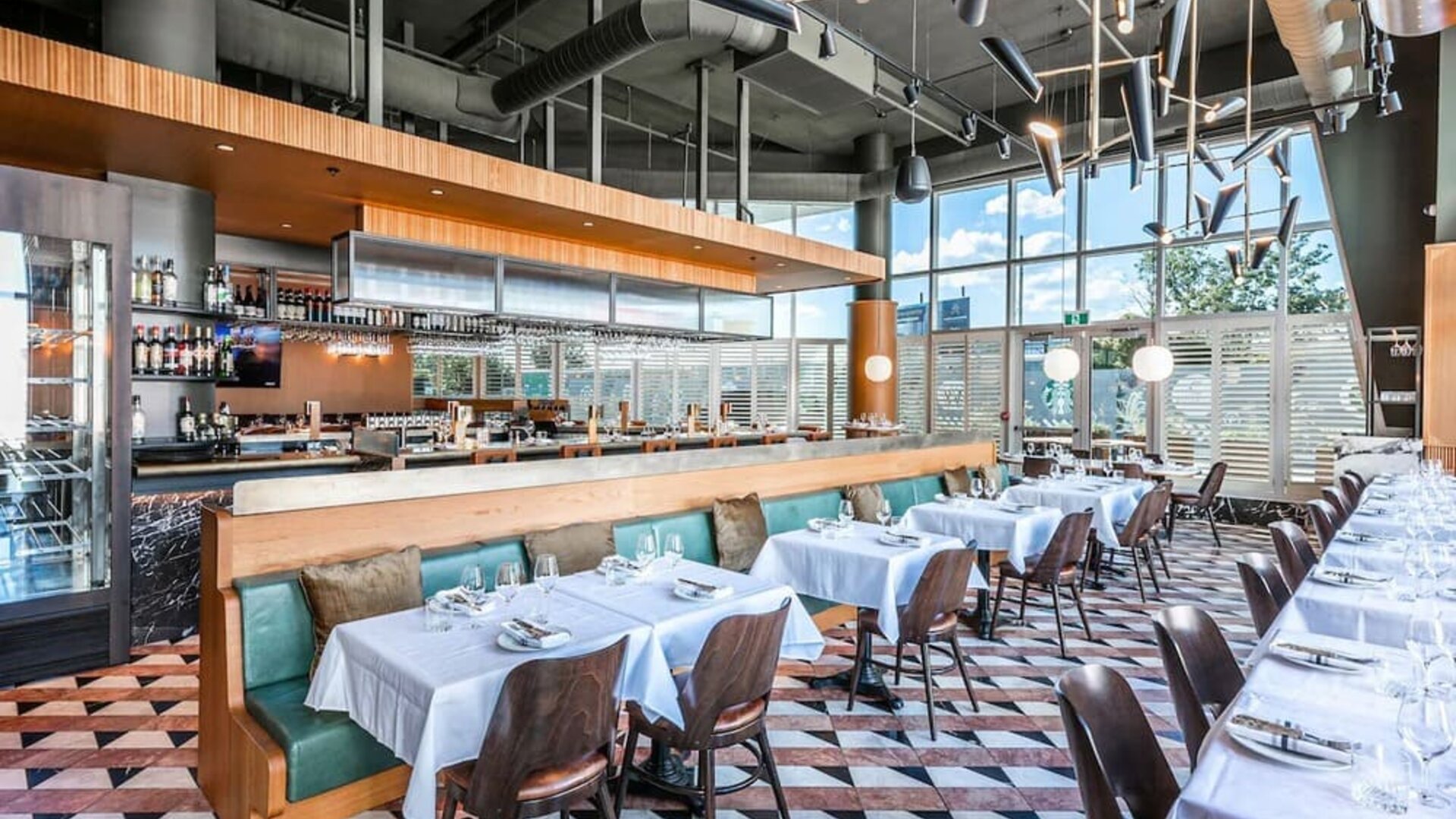 Hotel restaurant at Hilton Garden Inn Montreal Midtown.