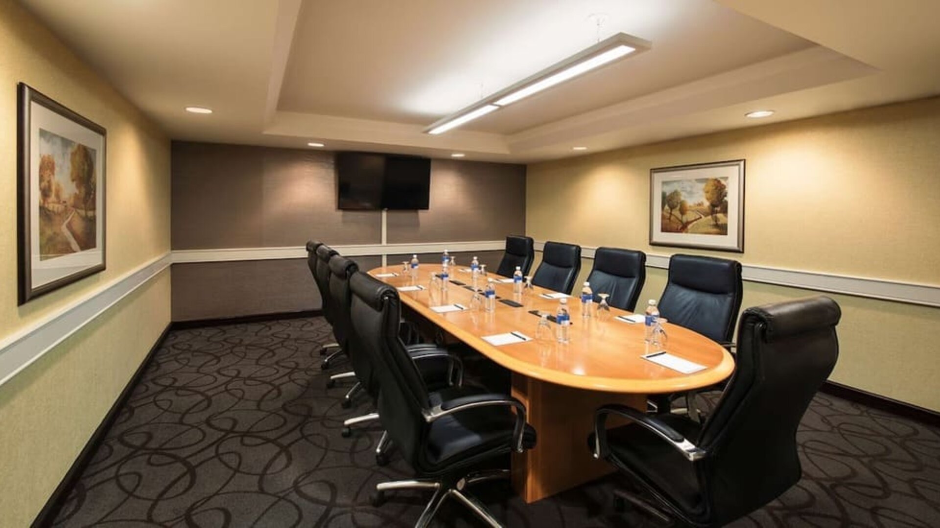 Professional meeting room at Hilton Winnipeg Airport Suites.