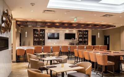 Hotel bar and lounge area at DoubleTree By Hilton Kitchener.