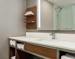 Private guest bathroom with shower at the Hilton Garden Inn Kitchener/Cambridge.
