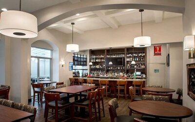 Hotel bar at Holiday Inn Manhattan 6th Ave - Chelsea.