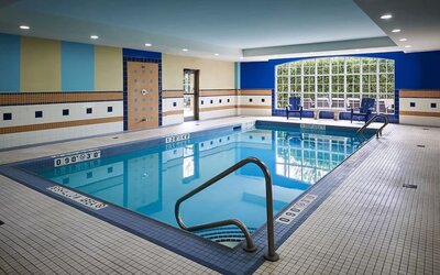 Relaxing indoor pool at Staybridge Suites Oakville-Burlington.