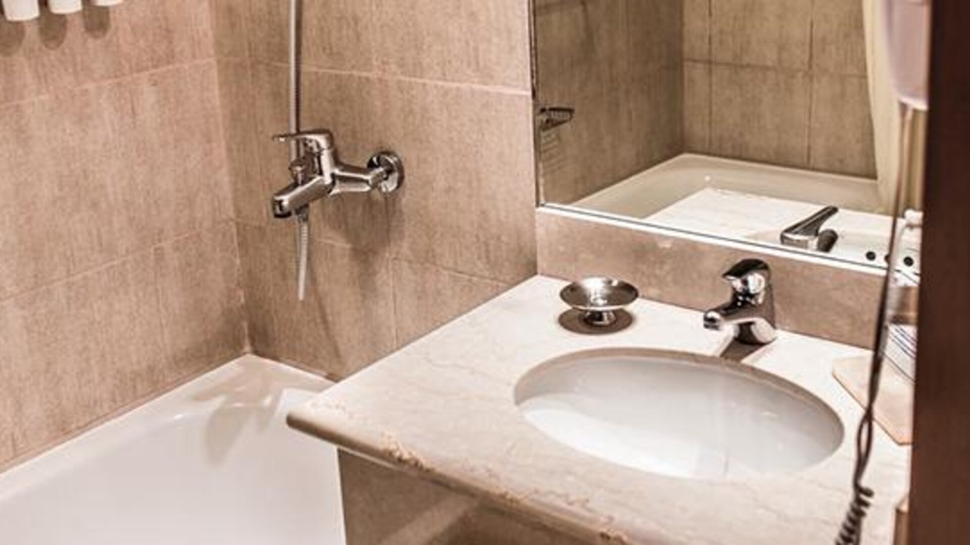 Howard Johnson Plaza Florida